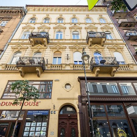 Kiraly 33 - Hidden Gem - Best Location By Bqa Budapeste Exterior foto